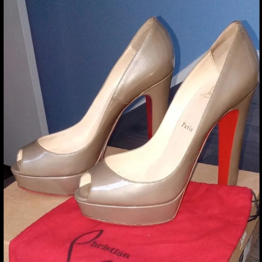 Christian Louboutin Bamboo 140 Metal Patent Calf Peeptoe in Oyster 10.5B/40.5EU